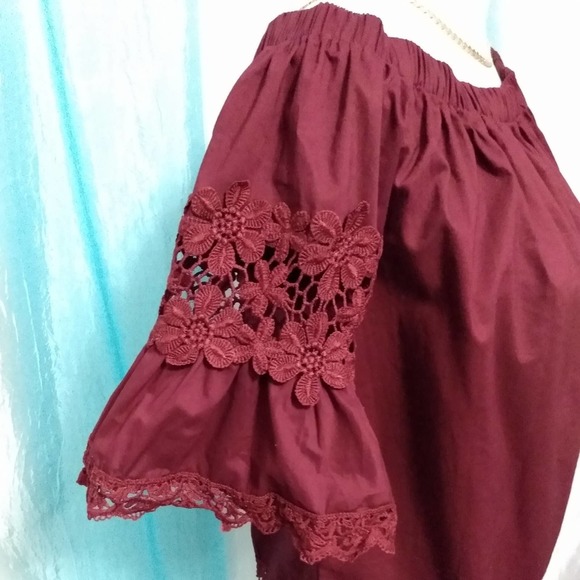 Off the shoulder burgundy top with lace detail - Picture 5 of 9